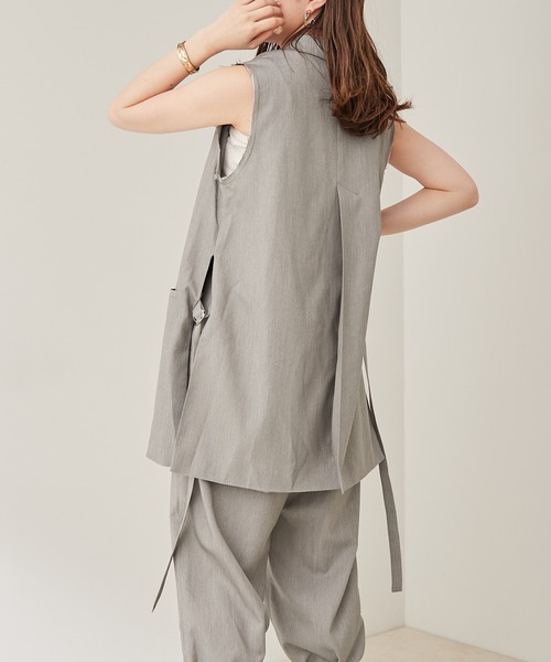 Chico（チコ）の「袖取り外しサイドベルトテーラードジャケット（テーラードジャケット・レディース・ブラック/グレー/アイボリー・FREE）」の22枚目の写真