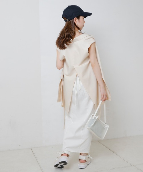 Chico（チコ）の「袖取り外しサイドベルトテーラードジャケット（テーラードジャケット・レディース・ブラック/グレー/アイボリー・FREE）」の9枚目の写真