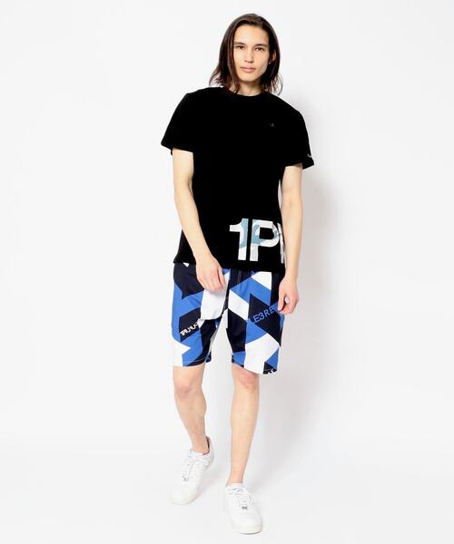 1piu1uguale3 RELAX（ウノピュウノウグァーレトレリラックス）の「1PIU1UGUALE3 RELAX/ウノピゥ ウノ ウグァーレ トレ リラックス/総柄ラッシュガードショーツ（ラッシュガード・メンズ・ブラック/ブルー・SMALL/MEDIUM/X-LARGE/LARGE）」の10枚目の写真