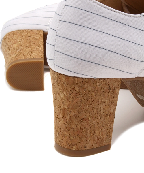 one after another NICE CLAUP（ワンアフターアナザーナイスクラップ）の「【mer5月号掲載　ナイスクラップ】厚底レースアップシューズ（ブーティ・レディース・ストライプ/ブラック/ベージュ・SMALL/MEDIUM/LARGE）」の7枚目の写真