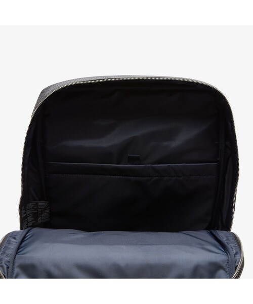 LACOSTE（ラコステ）の「シティーコート スクエアバックパック（バックパック/リュック・メンズ・ブラック・FREE）」の2枚目の写真