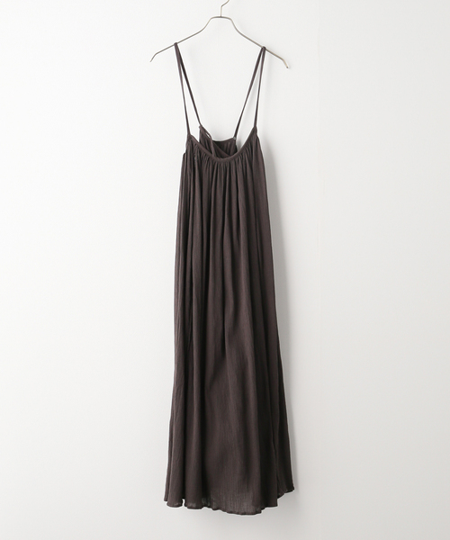 FRAMeWORK（フレームワーク）の「エアリーキャミソールワンピース（ワンピース・レディース・チャコールグレー/ベージュ/サックスブルー・38/36）」の22枚目の写真