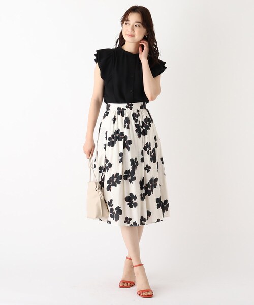 index（インデックス）の「◆フローラルパターンフレアスカート【WEB限定サイズ】（スカート・レディース・グリーン系その他2/ブラック系/アイボリー系・40/38/42/36）」の20枚目の写真
