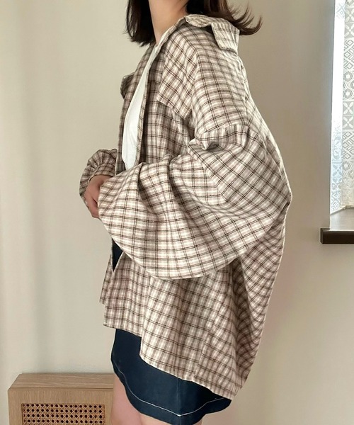 Cham.（チャム）の「ゆるだぼチェックシャツ（シャツ/ブラウス・レディース・ブラウン/ベージュ/ブラック・F）」の15枚目の写真