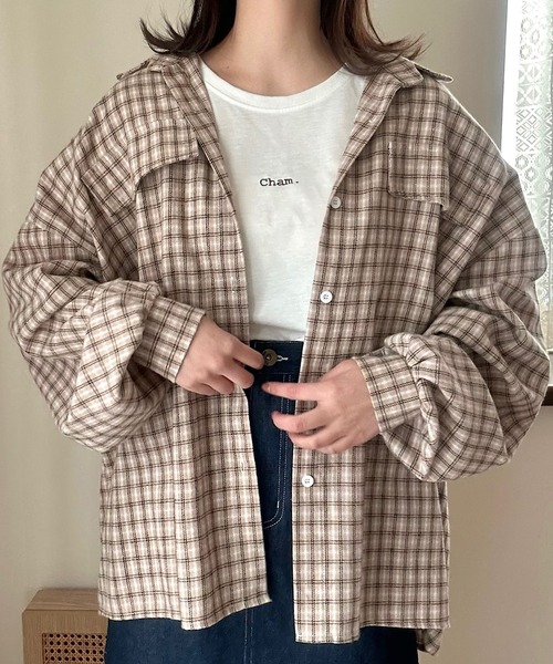 【Vネック ニットセーター】ベージュ×茶色 ストライプ模様 ゆるだぼ 古着 最新ファッション - Vネック ニットセーターベージュ×茶色