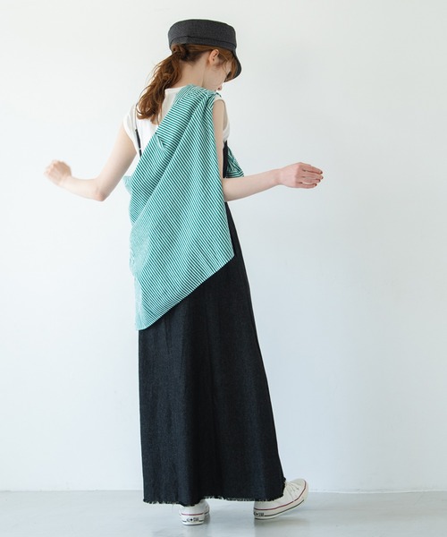 Crisp（クリスプ）の「デニムフレアキャミワンピース（ワンピース・レディース・ブラック/ネイビー・FREE）」の19枚目の写真