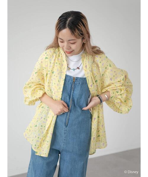 Disney(ディズニー)の「総柄プリントシャツ/Mickey(シャツ/ブラウス・レディース・オフホワイト/イエロー・FREE)」の2枚目の写真