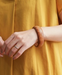 ウッドバングル