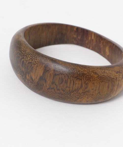URBAN RESEARCH DOORS（アーバンリサーチドアーズ）の「ウッドバングル（ブレスレット・レディース・ブラウン/ダークブラウン・ONE）」の4枚目の写真