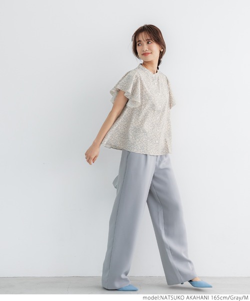 coca(coca)(コカ)の「grayフラワー フリルブラウス(シャツ/ブラウス・レディース・グレー・M/L)」の5枚目の写真