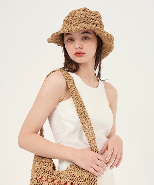 TINA:JOJUN(ティーナジョジュン)の「かぎ編み ペーパーハット TINA:JOJUN(ハット・レディース・ナチュラル・F)」の2枚目の写真