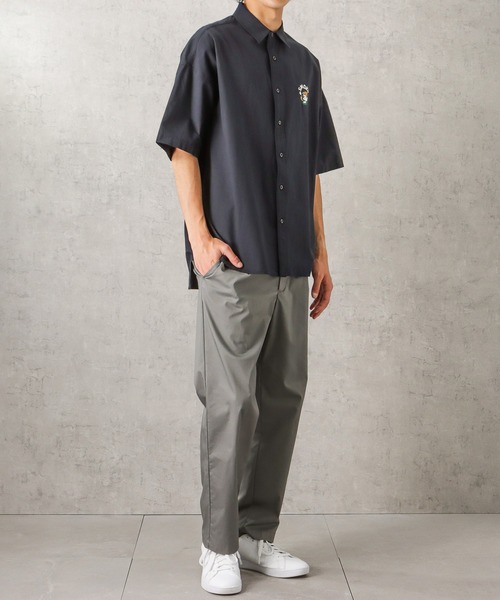 Mac-House(マックハウス)の「ワッペンコラージュシャツ(シャツ/ブラウス・メンズ・ホワイト/ネイビー/グリーン・M/L)」の14枚目の写真