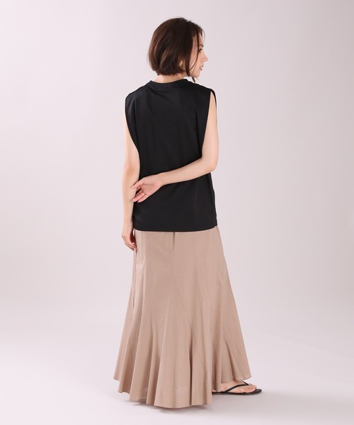 INED（イネド）の「タックショルダーカットソー（Tシャツ/カットソー・レディース・ホワイト/ブラック・9号）」の6枚目の写真