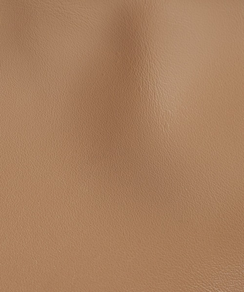 Whim Gazette（ウィムガゼット）の「【2.718】Sleekクロスボディバッグ（ボディバッグ/ウエストポーチ・レディース・ブラック/モカ/オフホワイト・FREE）」の15枚目の写真