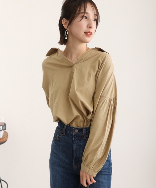 ElegChic(エレグシック)の「透け感 ローンギャザーシャツブラウス(シャツ/ブラウス・レディース・ブラック/オフホワイト/ベージュ・M~L/LL~3L/4L~5L)」の3枚目の写真