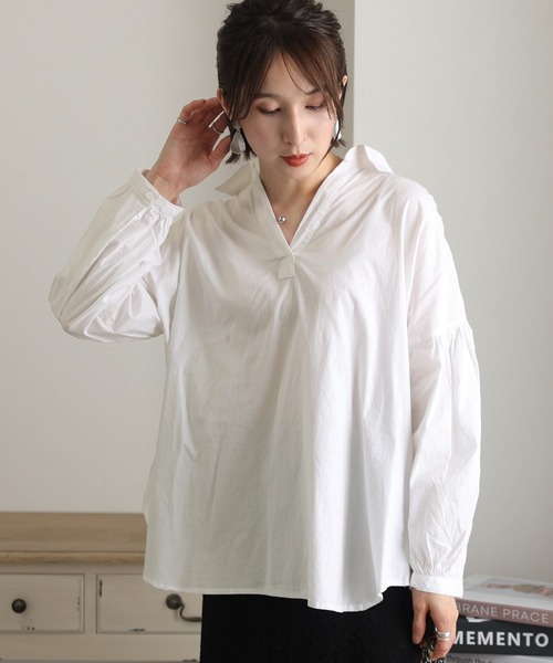 ElegChic(エレグシック)の「透け感 ローンギャザーシャツブラウス(シャツ/ブラウス・レディース・ブラック/オフホワイト/ベージュ・M~L/LL~3L/4L~5L)」の12枚目の写真