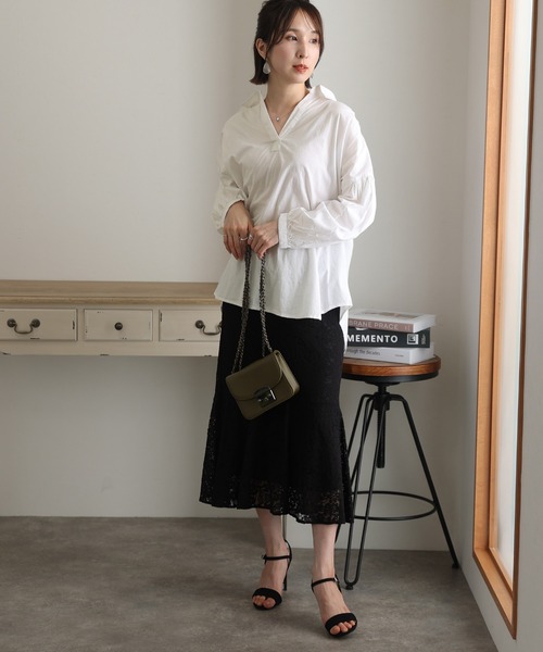 ElegChic(エレグシック)の「透け感 ローンギャザーシャツブラウス(シャツ/ブラウス・レディース・ブラック/オフホワイト/ベージュ・M~L/LL~3L/4L~5L)」の15枚目の写真
