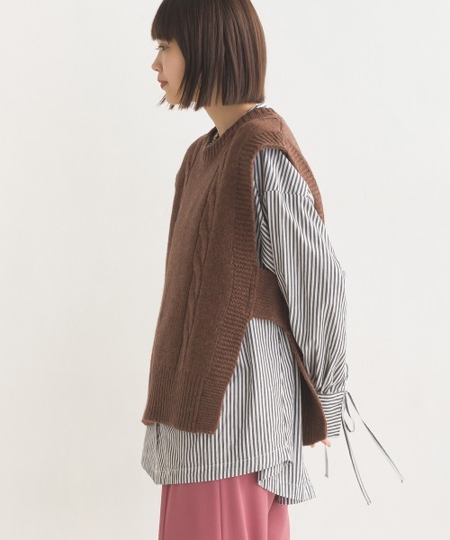 OMNES（オムネス）の「シェットランドウールサイドオープンベスト（ベスト・レディース・ブラック/ブラウン/グレー/アイボリー・FREE）」の11枚目の写真