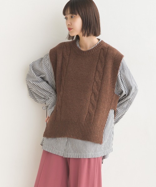 OMNES（オムネス）の「シェットランドウールサイドオープンベスト（ベスト・レディース・ブラック/ブラウン/グレー/アイボリー・FREE）」の20枚目の写真