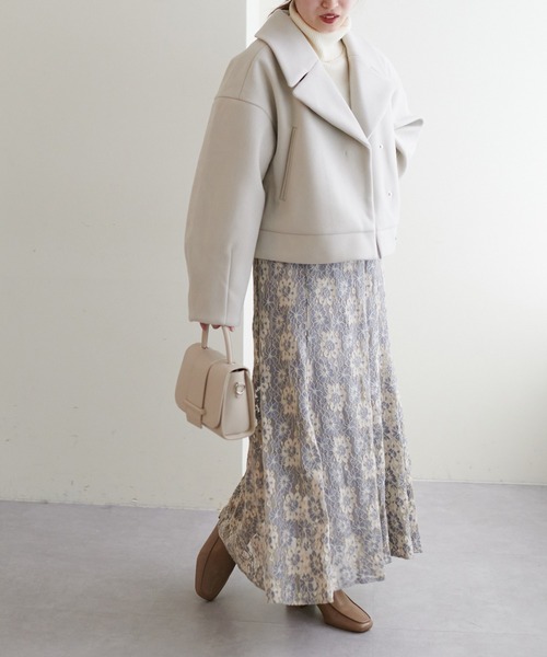 軽い着心地で、しっかり暖かい/メルトンショート丈コート