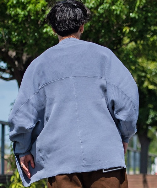 CavariA（キャバリア）の「『CavariA/キャバリア』12Gドルマンスリーブボタンレスニットカーディガン（カーディガン/ボレロ・メンズ・オフホワイト/ブルーグレー/ブラック/グレイッシュベージュ・L/M）」の5枚目の写真