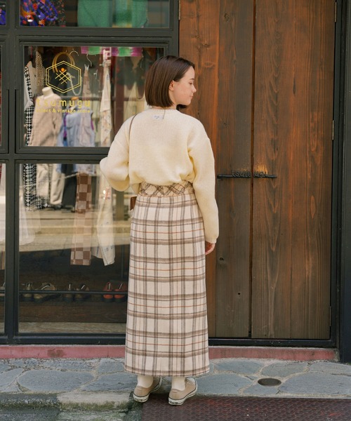 omom sot（オムオムソット）の「ショート丈 ニット カーディガン omom sot（カーディガン/ボレロ・レディース・ダークブラウン/ブルー/アイボリー/ラベンダー・M）」の6枚目の写真