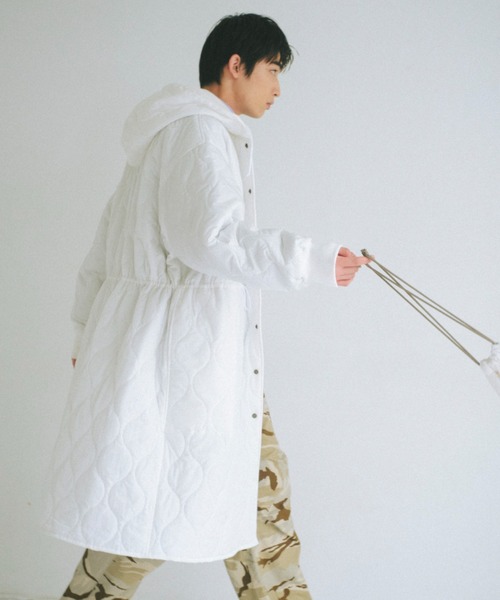 WHIMSIC(ウィムジック)の「【UNISEX】フードインスペクターライナーコート(その他アウター・メンズ・ホワイト/ブラック・FREE)」の15枚目の写真