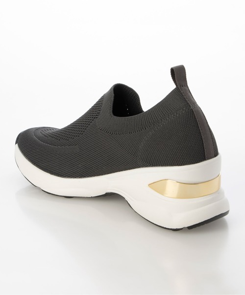 春のキャンペーン中❗️メナード エンベリエ セール】《SNEEKE》メッシュソールメタルスリッポンスニーカー