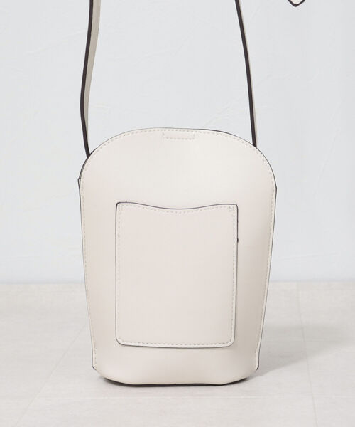 fredy emue（フレディエミュ）の「モバイルミニショルダーバッグ（ショルダーバッグ・レディース・アイボリー/ブラック/キャメル・FREE）」の14枚目の写真