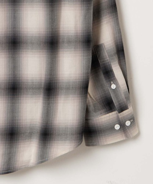 WEGO（ウィゴー）の「WEGO/オンブレチェックシャツ（シャツ/ブラウス・メンズ・ホワイト系その他2/ブラック系その他2・MEDIUM/LARGE）」の14枚目の写真