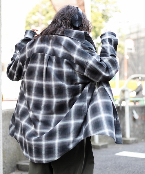 WEGO（ウィゴー）の「WEGO/オンブレチェックシャツ（シャツ/ブラウス・メンズ・ホワイト系その他2/ブラック系その他2・MEDIUM/LARGE）」の22枚目の写真