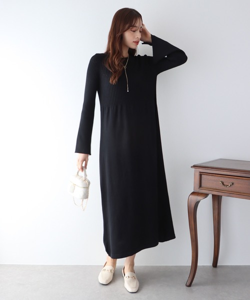 BLUEEAST(ブルーイースト)の「フレアスリットスリーブワンピース(ワンピース・レディース・ブラック/アイボリー/ピンクベージュ・MEDIUM)」の8枚目の写真