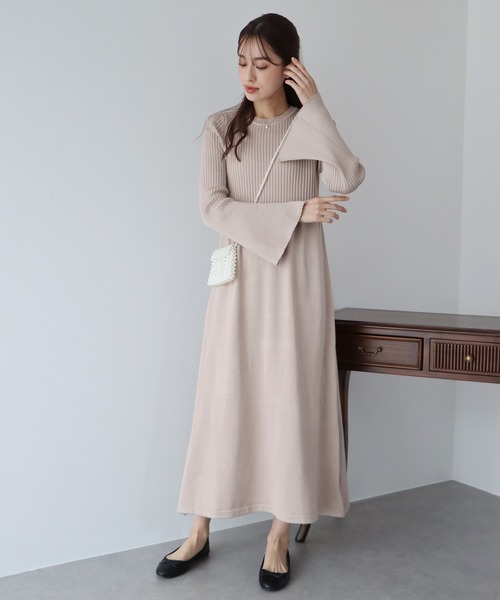 BLUEEAST(ブルーイースト)の「フレアスリットスリーブワンピース(ワンピース・レディース・ブラック/アイボリー/ピンクベージュ・MEDIUM)」の14枚目の写真