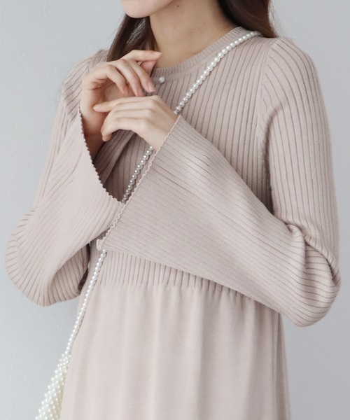 BLUEEAST(ブルーイースト)の「フレアスリットスリーブワンピース(ワンピース・レディース・ブラック/アイボリー/ピンクベージュ・MEDIUM)」の19枚目の写真