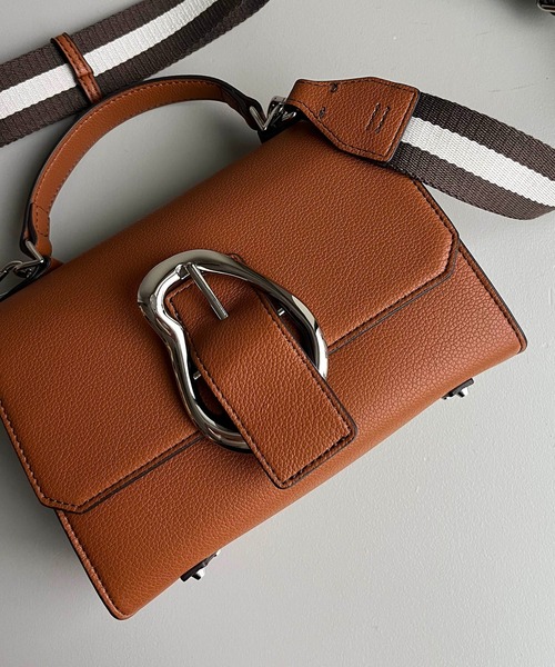 CAPRICIEUX LE'MAGE（カプリシューレマージュ）の「〈LE VERNIS/ル・ベルニ〉ポワールミニバッグ（ショルダーバッグ・レディース・キャメル/ブルー・FREE）」の18枚目の写真