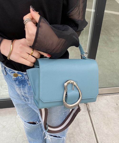 CAPRICIEUX LE'MAGE（カプリシューレマージュ）の「〈LE VERNIS/ル・ベルニ〉ポワールミニバッグ（ショルダーバッグ・レディース・キャメル/ブルー・FREE）」の13枚目の写真