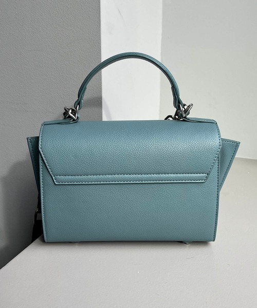 CAPRICIEUX LE'MAGE（カプリシューレマージュ）の「〈LE VERNIS/ル・ベルニ〉ポワールミニバッグ（ショルダーバッグ・レディース・キャメル/ブルー・FREE）」の3枚目の写真