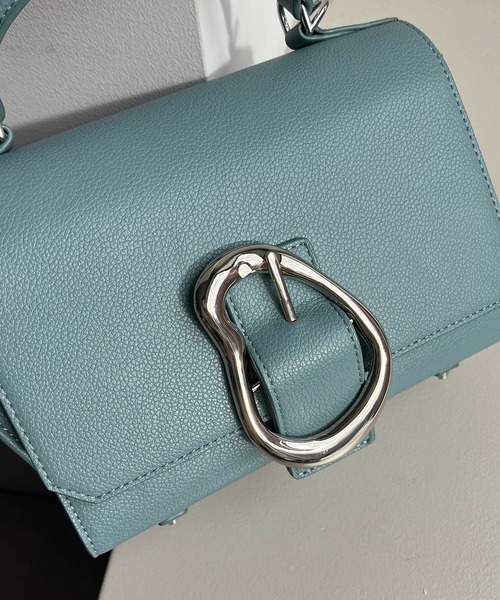 CAPRICIEUX LE'MAGE（カプリシューレマージュ）の「〈LE VERNIS/ル・ベルニ〉ポワールミニバッグ（ショルダーバッグ・レディース・キャメル/ブルー・FREE）」の5枚目の写真