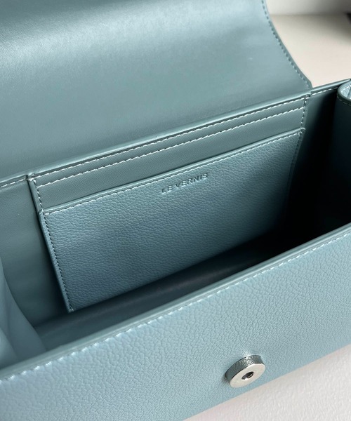 CAPRICIEUX LE'MAGE（カプリシューレマージュ）の「〈LE VERNIS/ル・ベルニ〉ポワールミニバッグ（ショルダーバッグ・レディース・キャメル/ブルー・FREE）」の8枚目の写真