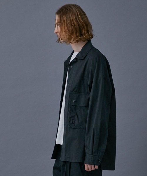 PUBLIC TOKYO（パブリックトウキョウ）の「オーバーダイリラックシャツブルゾン（シャツ/ブラウス・メンズ・カーキ/ダークグレー・1/2）」の19枚目の写真