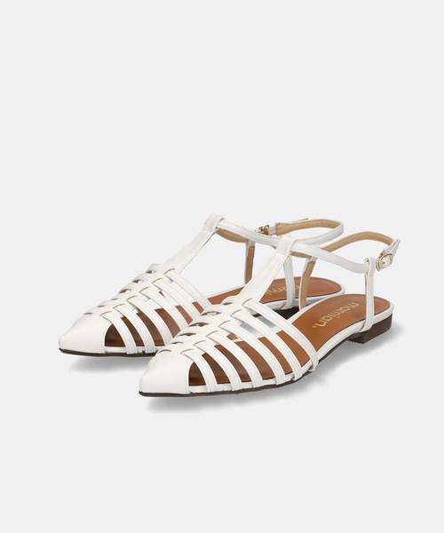 ポインテッドトゥフラットグルカサンダル