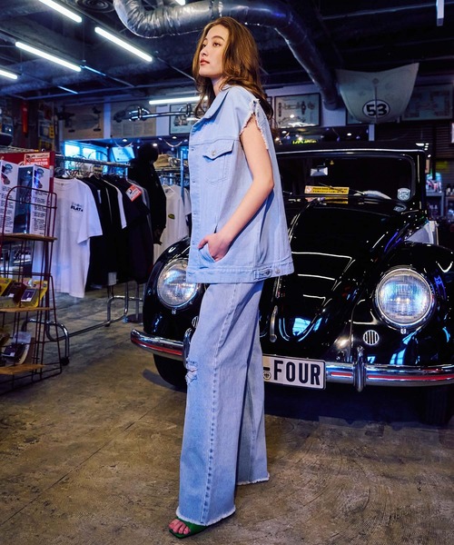 BLONDEY（ブロンディ）の「スタッズデニムパンツ（デニムパンツ・レディース・ブルー/ブラック・SMALL/MEDIUM）」の5枚目の写真