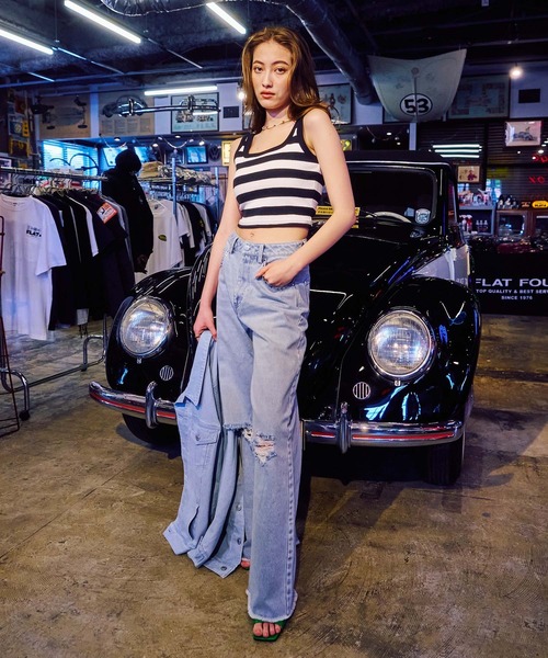 BLONDEY（ブロンディ）の「スタッズデニムパンツ（デニムパンツ・レディース・ブルー/ブラック・SMALL/MEDIUM）」の11枚目の写真