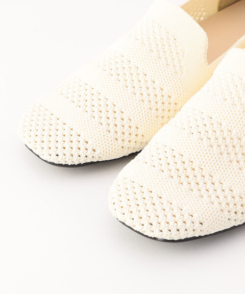 ONIGIRI(オニギリ)の「ニット フラットシューズ(パンプス・レディース・アイボリー/ネイビー・23.5cm/24.5cm)」の4枚目の写真
