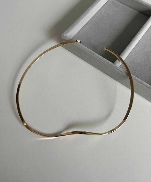 GOLDY（ゴールディ）の「〈GOLDY/ゴールディ〉ツイスト×チョーカーSET（ネックレス・レディース・シルバー/ゴールド・FREE）」の7枚目の写真