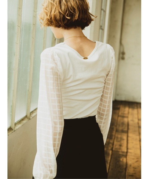 Soir,5 COCOTTE PARIS(ソワールイブニングココットパリ)の「シアースリーブトップス(Tシャツ/カットソー・レディース・ホワイト/ネイビー/ブラック・FREE)」の4枚目の写真