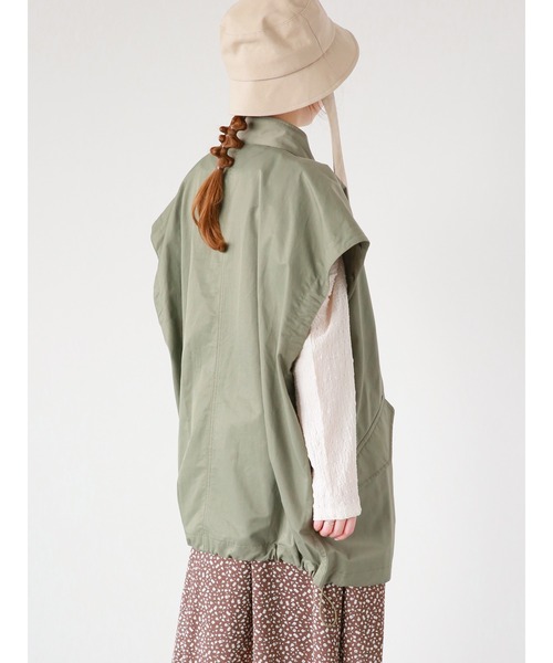 ehka sopo（エヘカソポ）の「袖取り外しミリタリージャケット（ノーカラージャケット・レディース・ブラック/カーキ/キナリ・ﾌﾘ-）」の14枚目の写真