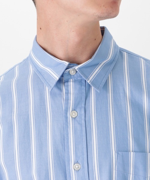 NAVY（ネイビー）の「ツイルストライプレギュラーカラーシャツ（シャツ/ブラウス・メンズ・ブルー/チャコール/ホワイト・M/L/S/XL）」の4枚目の写真