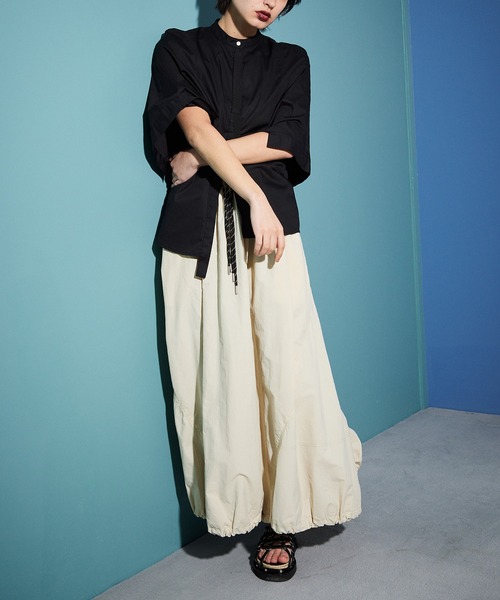マニュエルギバル　リネン吊りスカート　(色はキャメル) マニュエルギバル リネン吊りスカート (色はキャメル) マニュエルギ