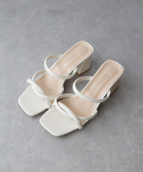 BLUEEAST（ブルーイースト）の「ラインクロスヒールサンダル（サンダル・レディース・アイボリー/ブラック・MEDIUM/LARGE）」の22枚目の写真